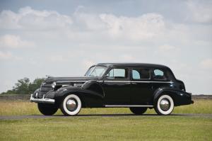Cadillac Series 75 7-Passenger Imperial Sedan '1940